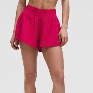 Lululemon Shake It Out High-Rise Running Short 2.5"
Pink Dragonfruit Size L